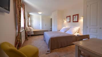 Superior Suite, Ensuite, Lake View (Amore Piattu) | 1 bedroom, free WiFi