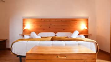 House, Sea View | 2 bedrooms, free WiFi