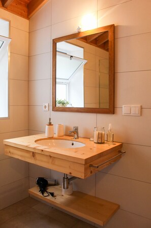 House, Sea View | Bathroom