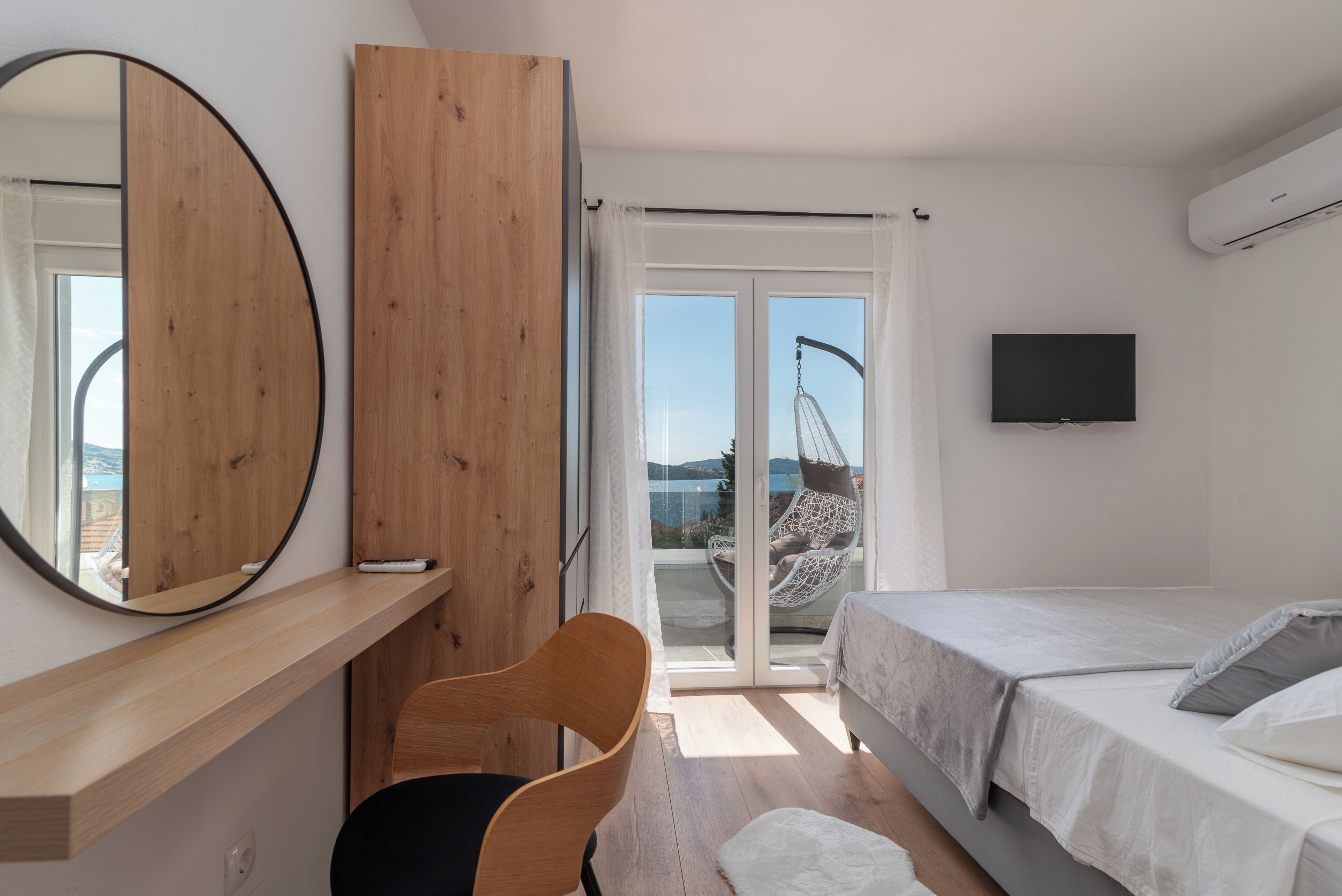 ملاءات للفراش لا تسبب الحساسية وأسرّة بإسفنج يتكيف مع شكل الجسم