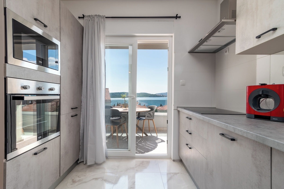 Two bedroom sea view superior apartment