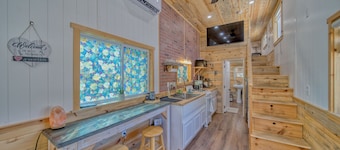 Tiny Home, close to Death Valley