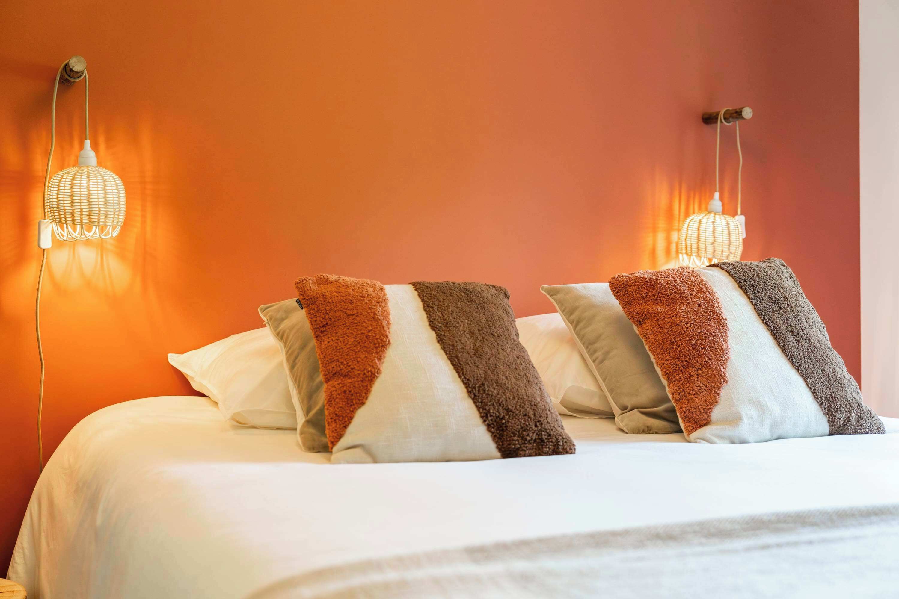 3 slaapkamers, een strijkplank/strijkijzer, reisbedje, wifi