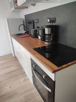 Private kitchen - Haven of peace in Montauban (45 kms from Toulouse) with Spa facilities,.2 mns from Ingréo (Montauban)