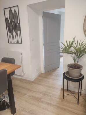 Interior - Haven of peace in Montauban (45 kms from Toulouse) with Spa facilities,.2 mns from Ingréo (Montauban)