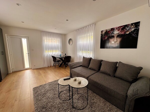 TV connectée, vidéothèque, écrans d'ordinateur, imprimantes