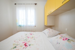 Apartamento (Apartments Zora - Three Bedroom Apart) | 5 dormitorios, cunas (de pago), wifi gratis