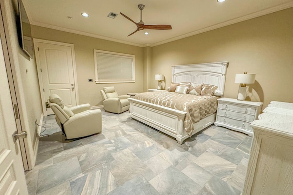 5 habitaciones, tabla de planchar con plancha y wifi gratis