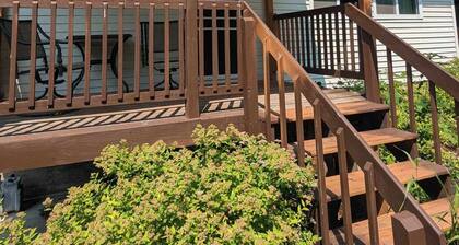 Charming 2-bedroom home in delightful downtown Indian River