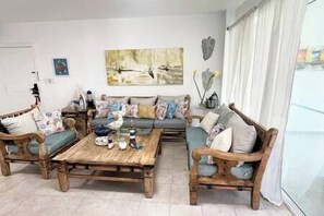 TV - Sunny Caribbean Apartment with Pool (Punta Cana)