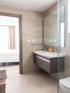 Haartrockner, Seife, Shampoo