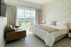 2 bedrooms, iron/ironing board, travel cot, WiFi