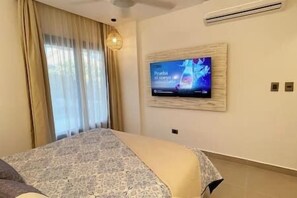 2 bedrooms, iron/ironing board, travel crib, WiFi - Tropical Deluxe 2 Bedroom Unit with Jacuzzi (Punta Cana)