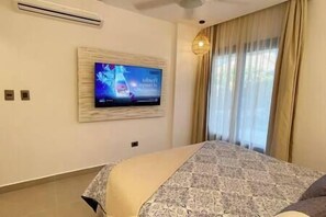 2 slaapkamers, een strijkplank/strijkijzer, wifi, beddengoed
