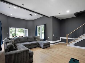 Televisor i llar de foc