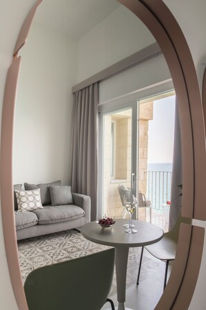 Luxury Suite, Sea View | Free WiFi - Dimora Talenti (Polignano a Mare)