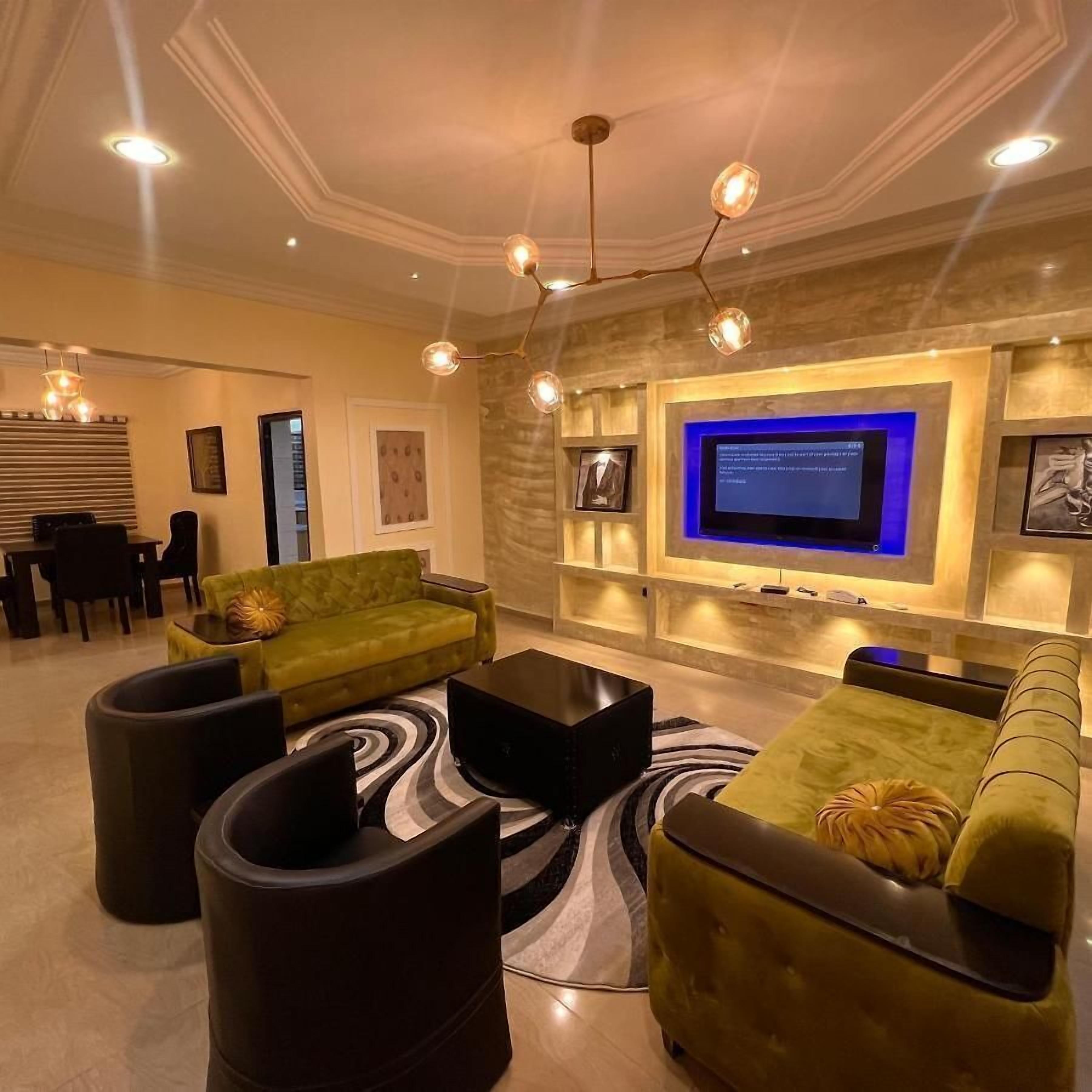 Coffres-forts dans les chambres, Wi-Fi gratuit