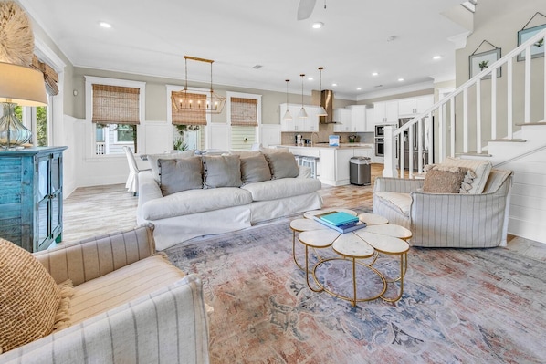 House, Multiple Beds (Town of Prominence- Just Beachy) | Living area | TV