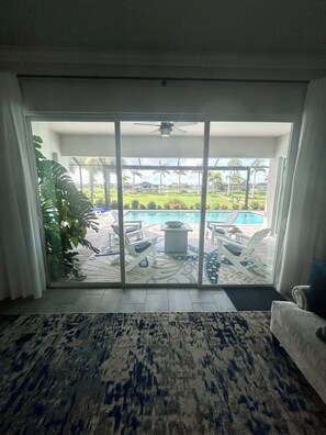 Piscina all'aperto, una piscina riscaldata