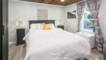 4 chambres, bureau, Wi-Fi gratuit, draps fournis