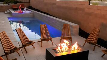Outdoor pool, a heated pool