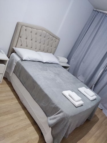 Apartamento Completo Mobiliado com ar Condicionado Quente Frio