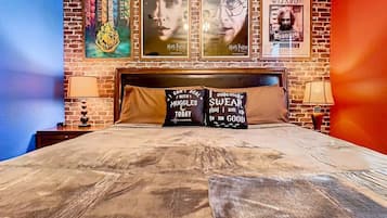 2 bedrooms, desk, iron/ironing board, travel cot