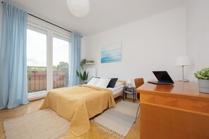 Apartment, 2 Bedrooms, Balcony | 2 bedrooms, bed sheets - Darwina Apartment 2 Balconies by Renters (Warsaw)