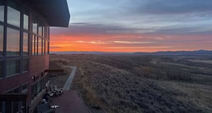 Stunning 7-bedroom Heart of Yellowstone Ranch. Sixty miles from Yellowstone.