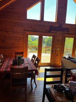Dining - Waterfront dog-friendly home with private dock, kayaks, WiFi, AC (Goodview)