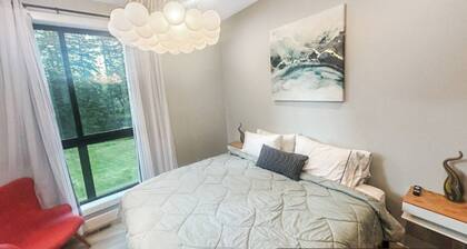 Modern Lakeview AUD Studio W/Private Patio & KTN