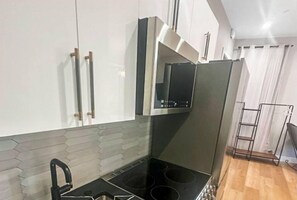 Microwave, stovetop