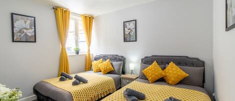 2 chambres, fer et planche à repasser, Wi-Fi gratuit, draps fournis