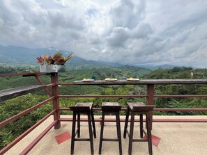 Free daily cooked-to-order breakfast  - Finca Hotel San Miguel (Calarcá)