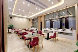 Dining - LAVANDE HOTELS Guangzhou Zengchen Xintang Light Rail Metro Station (Guangzhou)