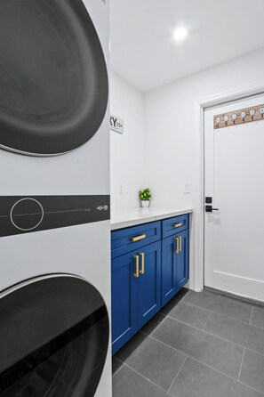 Interior - Charming 3-bedroom house in soothing Rosemead with WiFi, AC (Rosemead)