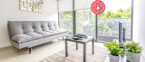 Appartement Exclusif, 2 chambres, balcon, vue ville | 2 chambres, draps en coton égyptien, literie de qualité supérieure