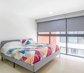 Apartamento exclusivo, 2 habitaciones, balcón, vistas a la ciudad | 2 dormitorios, sábanas de algodón egipcio, ropa de cama de alta calidad