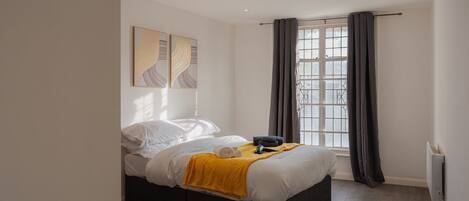 2 habitaciones, tabla de planchar con plancha y wifi gratis