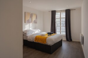 Apartment | 2 bedrooms, iron/ironing board, free WiFi, bed sheets - 2br-sleeps5-citycentre-ws98 (Leicester)
