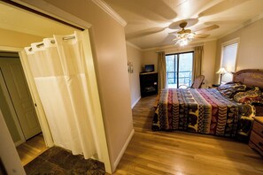 3 bedrooms, free WiFi, bed sheets - Charming 3-bedroom house with AC and WiFi in Topton near Nantahala Forest (Topton)