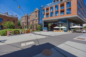 Exterior - Cozy Apartment Close to PGE by Renters (Warsaw)