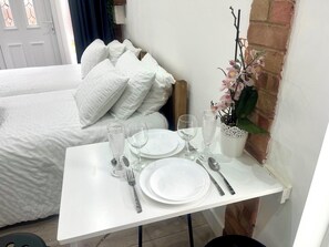 1 Schlafzimmer, Bügeleisen/Bügelbrett, Reisekinderbett, WLAN