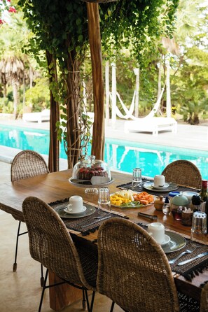 Ilmainen päivittäinen buffetaamiainen 