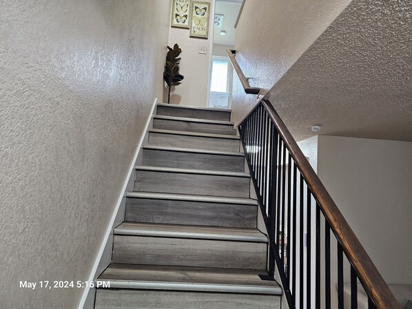 Interior - Marine View Townhouse (Everett)