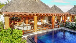 Exterior - Ixtapa Oasis Beach front Family House (Petacalco)