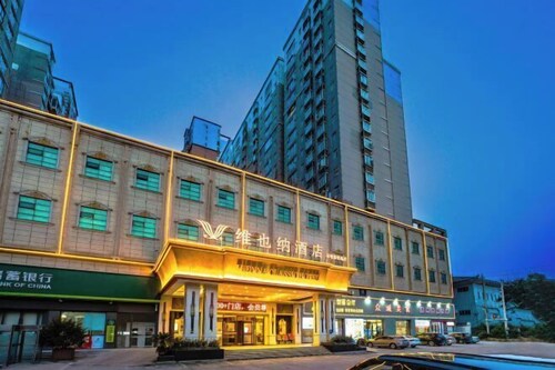 Vienna Hotel (Chibi Gaotiezhan)