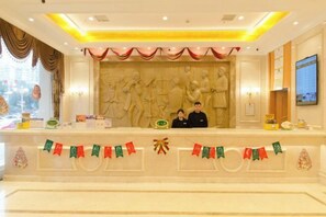 Lobby - Vienna Hotel (Chibi Gaotiezhan) (Chibi)