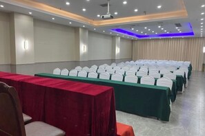Meeting facility - Vienna Hotel (Chibi Gaotiezhan) (Chibi)