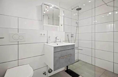  Neue, helle Wohnung mit Bodenseeblick